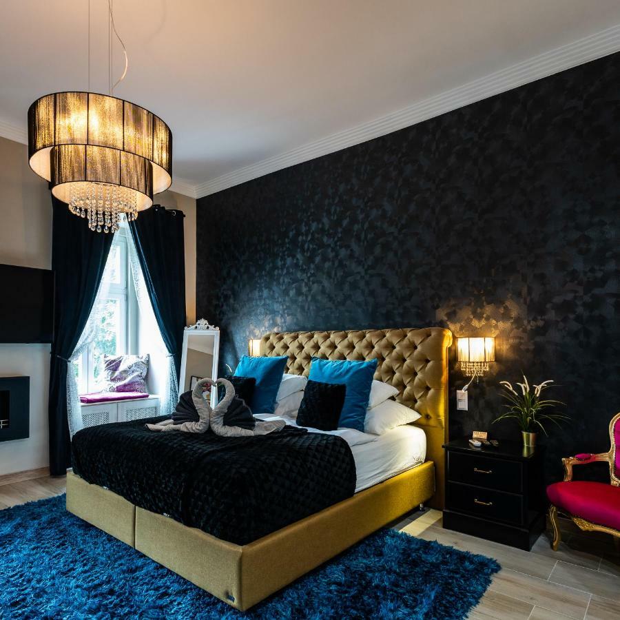Center Of The Center, The Grand Deluxe Apartamento Budapeste Exterior foto