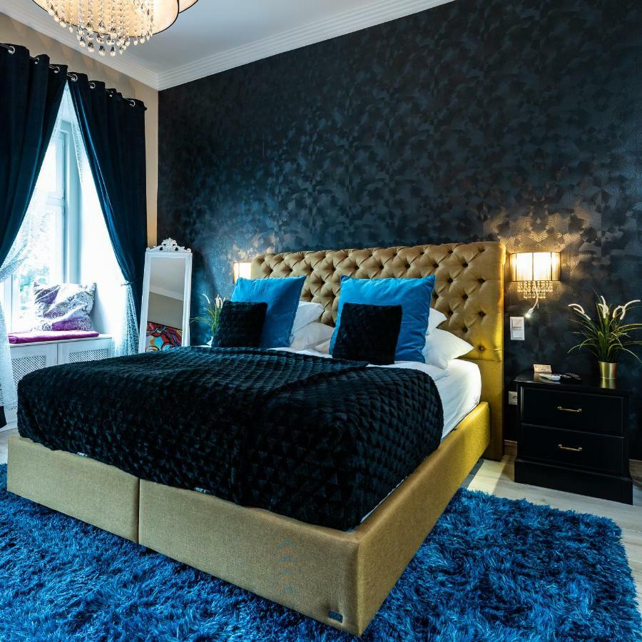Center Of The Center, The Grand Deluxe Apartamento Budapeste Exterior foto